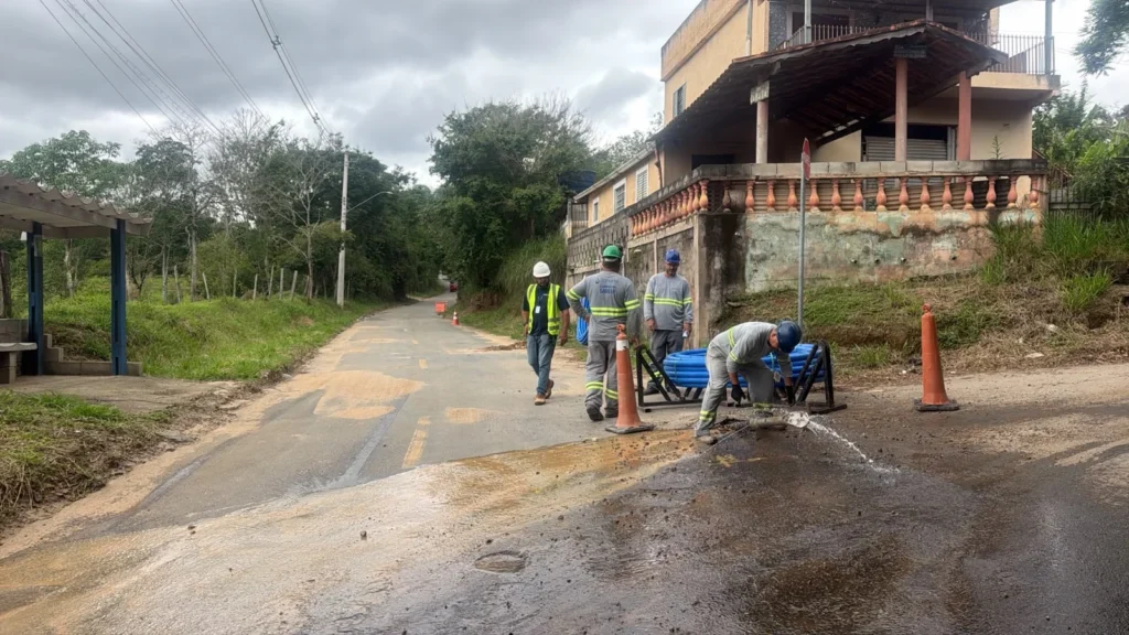 Obras de saneamento beneficiam 1,6 mil moradores do bairro Capuava, em São José dos Campos