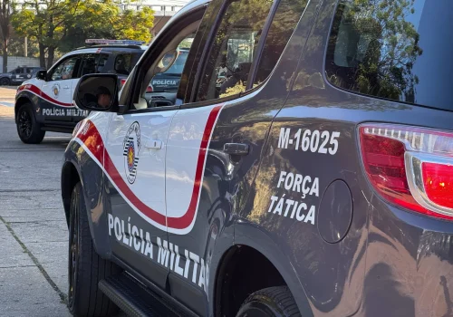 PM fiscaliza 1,2 mil motocicletas em operação contra crimes praticados por falsos entregadores em São Paulo