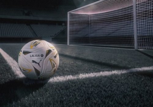Bola El Clássico da LA LIGA Foto:  LA LIGA/Divulgação