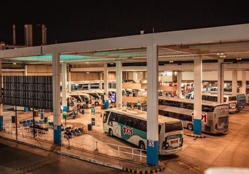 Levantamento reforça que o Rock in Rio já é, historicamente, um dos eventos com maior efeito sobre a demanda do setor rodoviário no eixo Rio-São Paulo — um padrão que tende a se repetir na edição de 2026